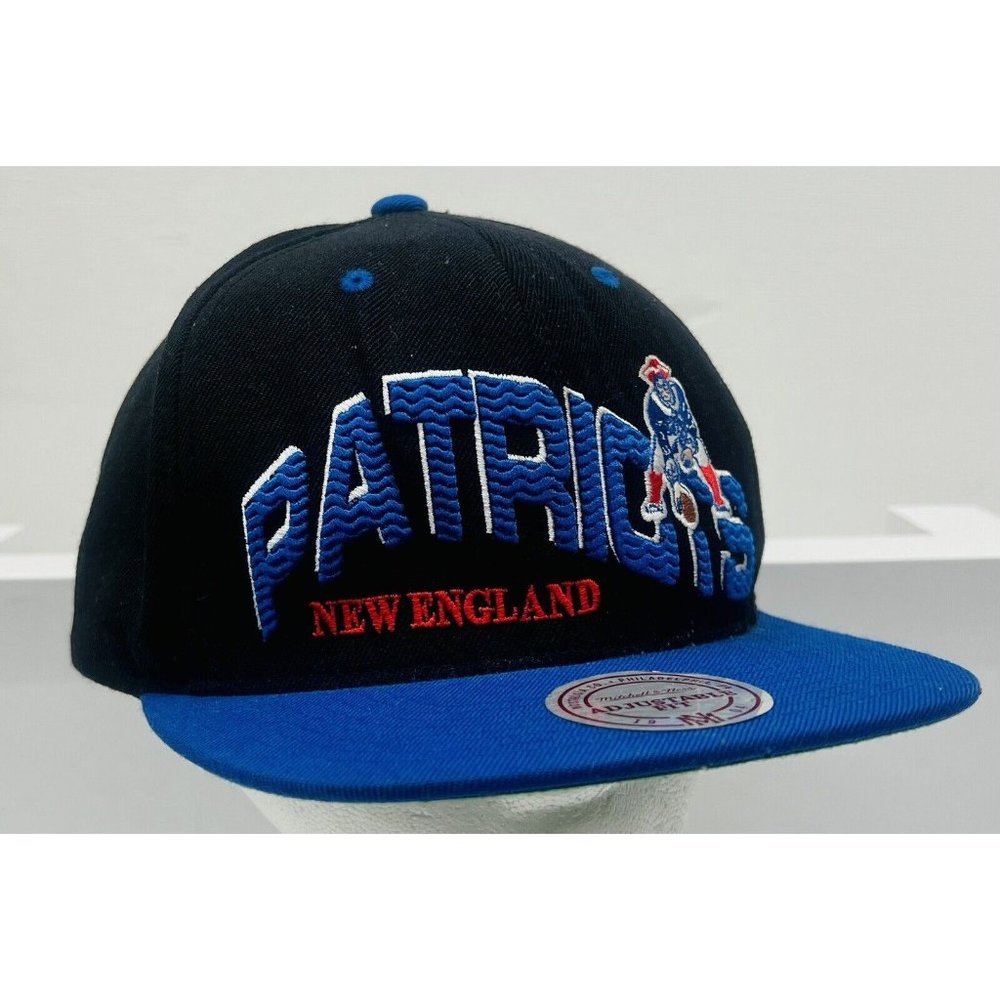 New England Patriots Vintage Collection Mitchell & Ness Strap Back Hat VG (G3B1)